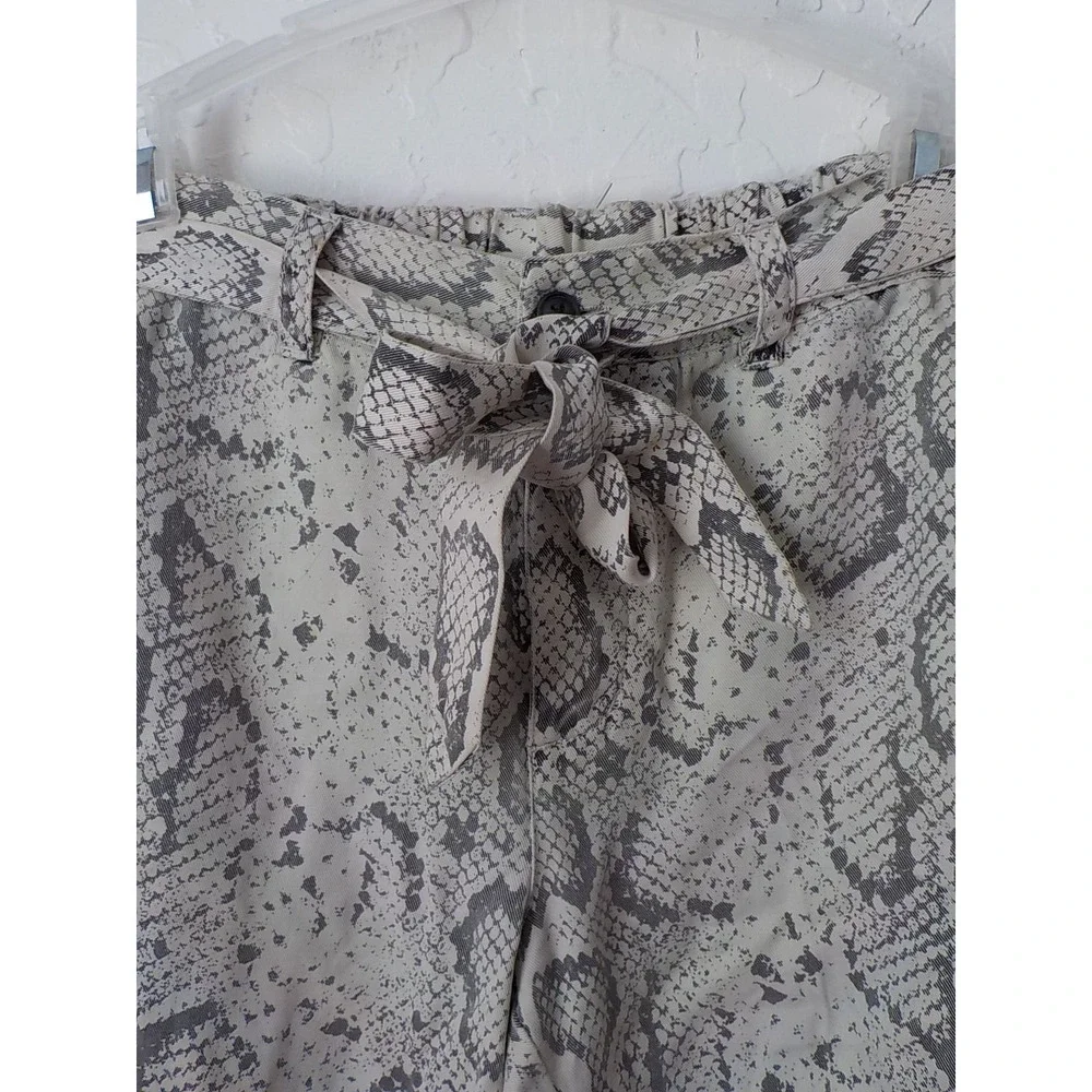 Pam and Gela Joggers Beige Gray Snake Print Pants w/ Belt Women Small (P) Button - Picture 5 of 12